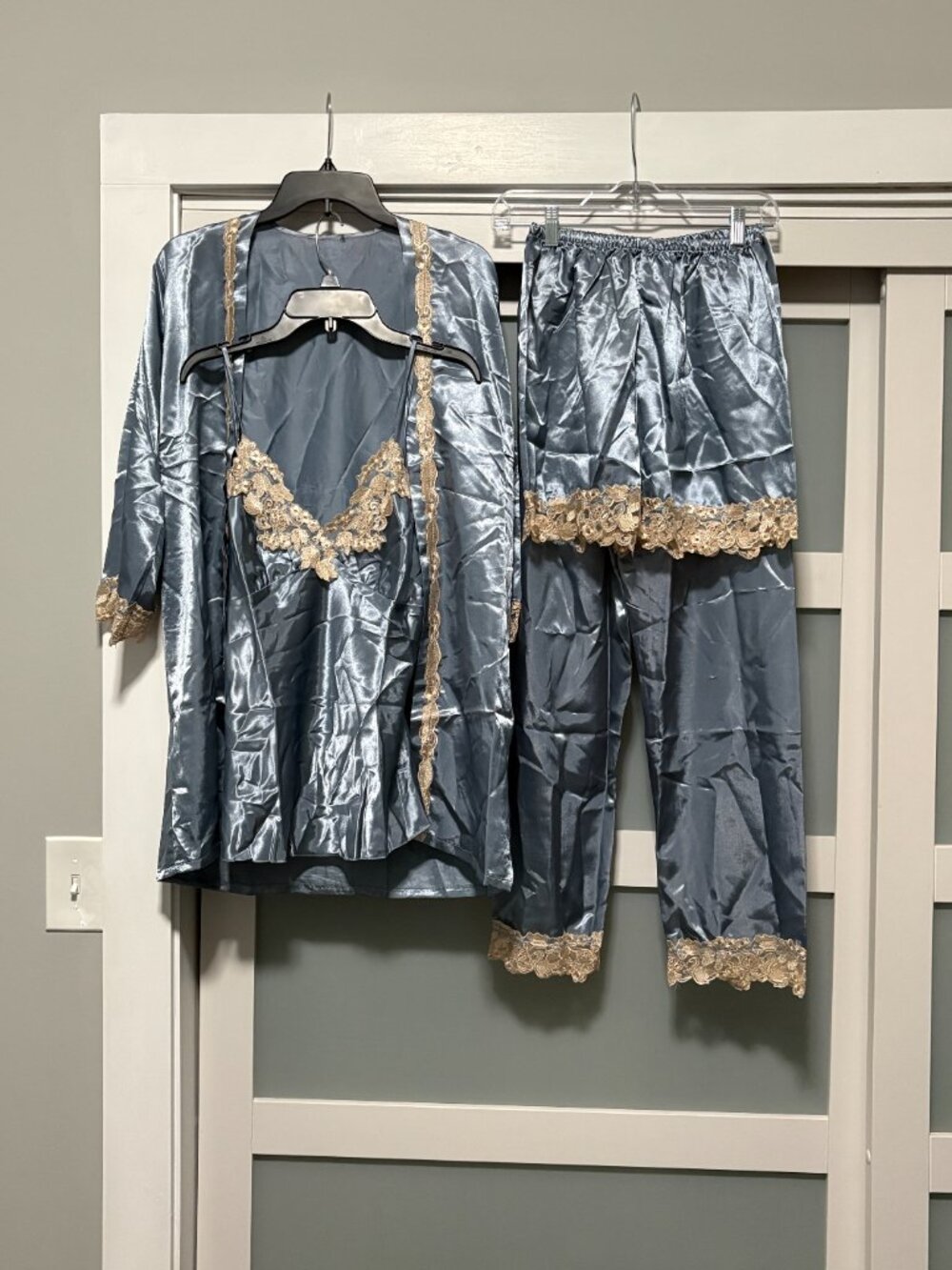 4 Piece Pajama Set Blue Cream Pants Shorts Robe Cami sz Med M Silky Sexy NEW